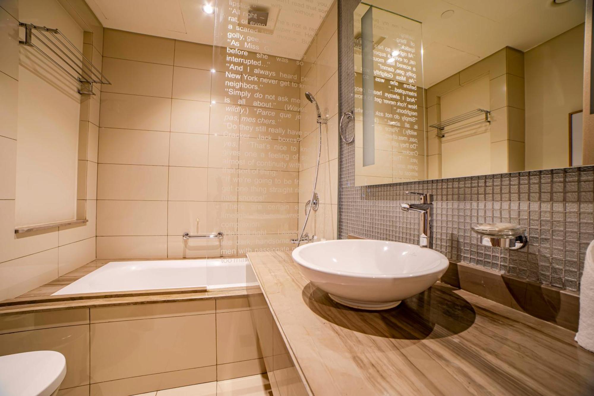 360 Vacation - Spacious 2Br At Damac Towers By Paramount Business Bay Dubai Rum bild